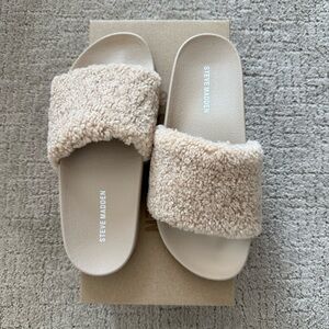 Steve Madden Shear Slide Sandals